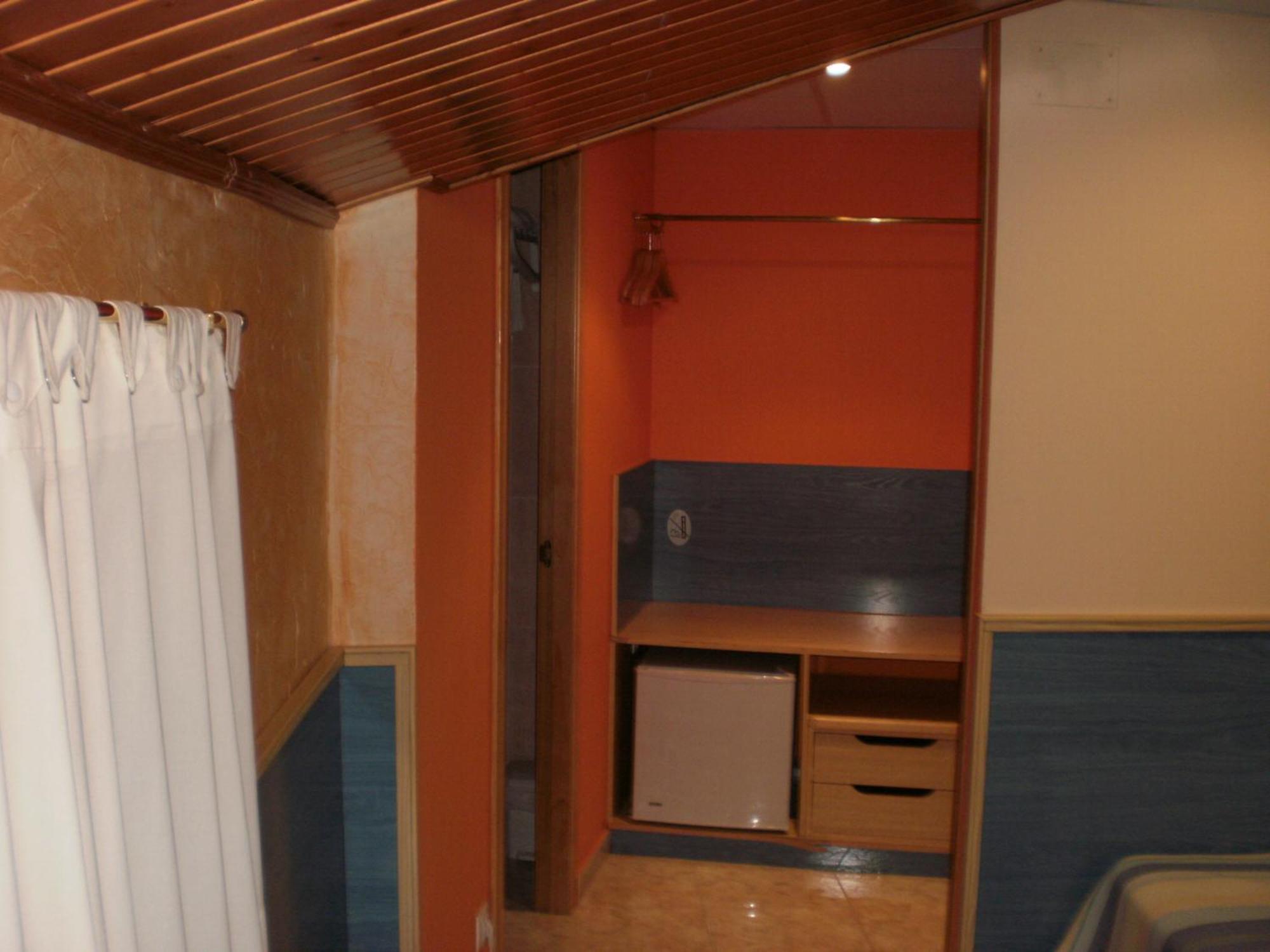 Hostal El Cartero Teruel Exterior photo